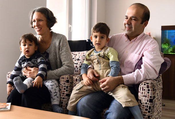 СРБИЈА ЈЕ ДИВНА ЗЕМЉА ДИВНИХ ЉУДИ: Аустријско-ирански брачни пар уместо Америке и Беча, одабрао живот у Београду